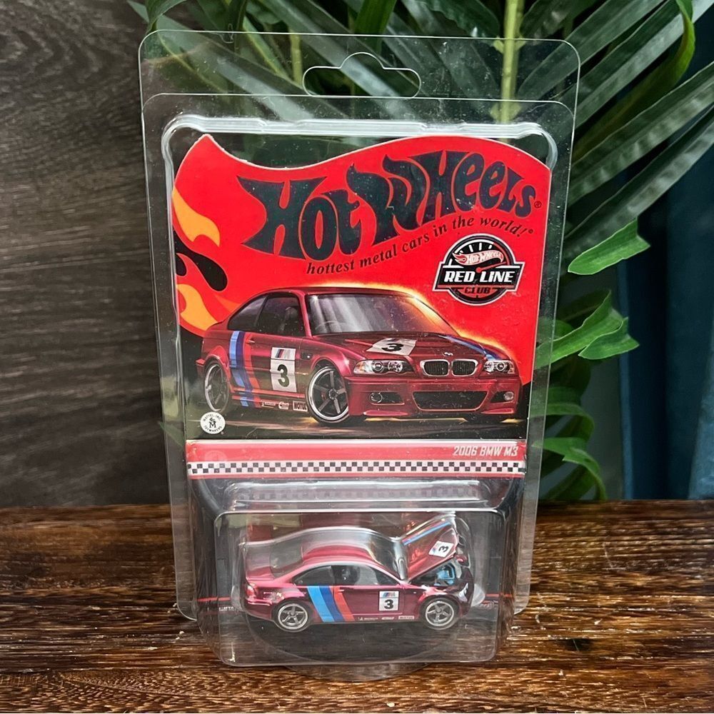 Hot Wheels RLC 2006 BMW M3 in Red. New in box! - Picture 6 of 16